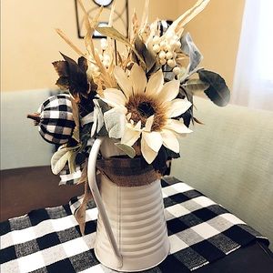 Shabby chic Flower arrangement.